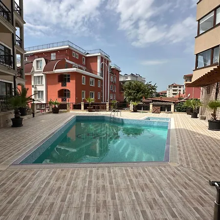 Apartment In Vip Club Delphin